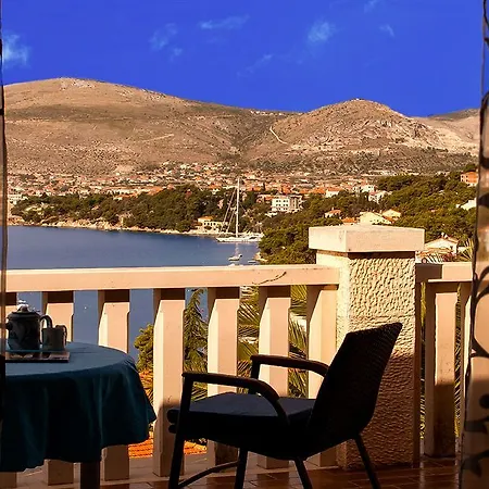 Pape Apartment Trogir